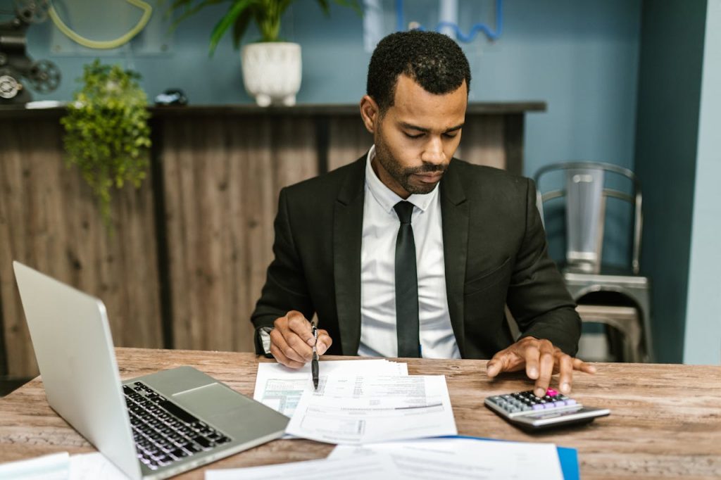 CFO vs accountant vs bookkeeper for SMEs